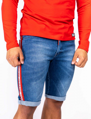 red-jeans-shorts-blue
